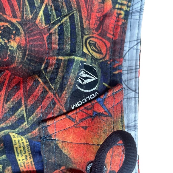 Volcom Orange an Blue Extreme Breathable Skater Shorts - Picture 3 of 11